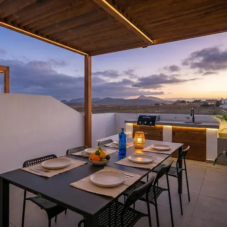 Апартаменты Casa Fuertenomad - 5-bed Apartment, Bbq, Pool *